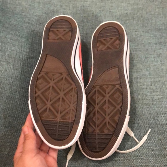 BRAND NEW PEACHY CONVERSE (carnival pink) - Picture 5 of 5